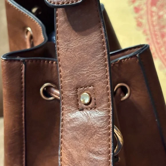 Elegant Brown Faux Leather Fringe Bucket Shoulder Bag - Picture 14 of 16